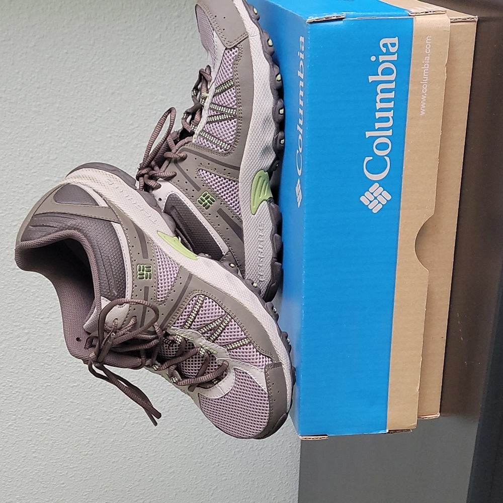 Columbia women's hiking shoes